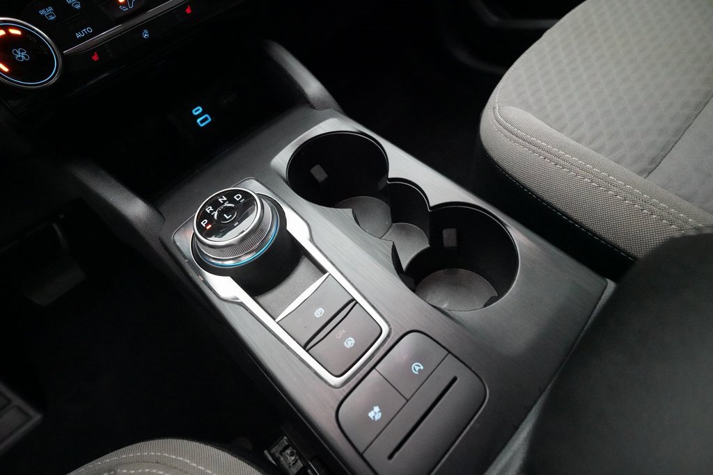 Used 2022 Ford Escape SE w/ Cold Weather Package image 16