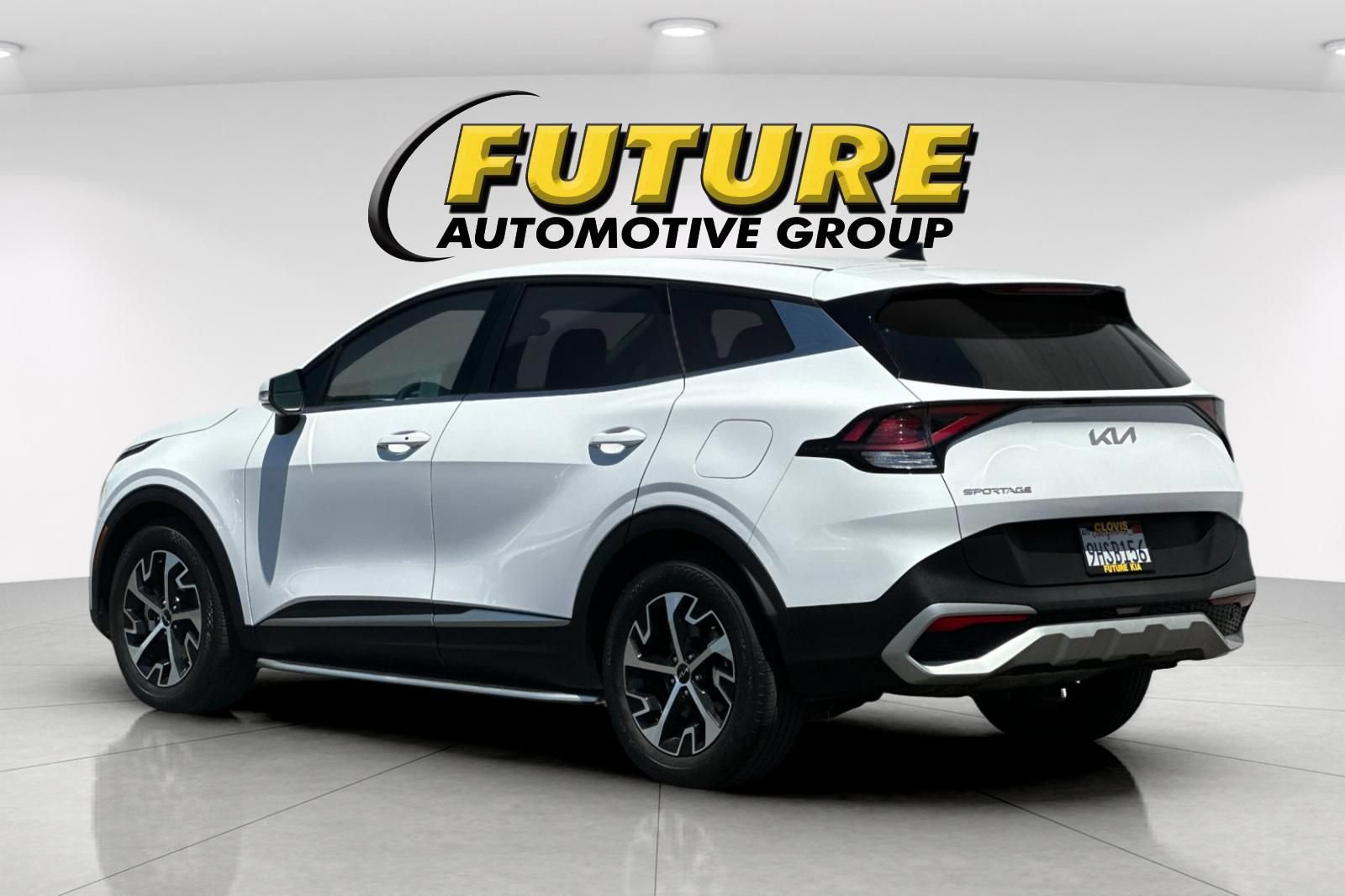 Certified 2023 Kia Sportage EX FWD image 6