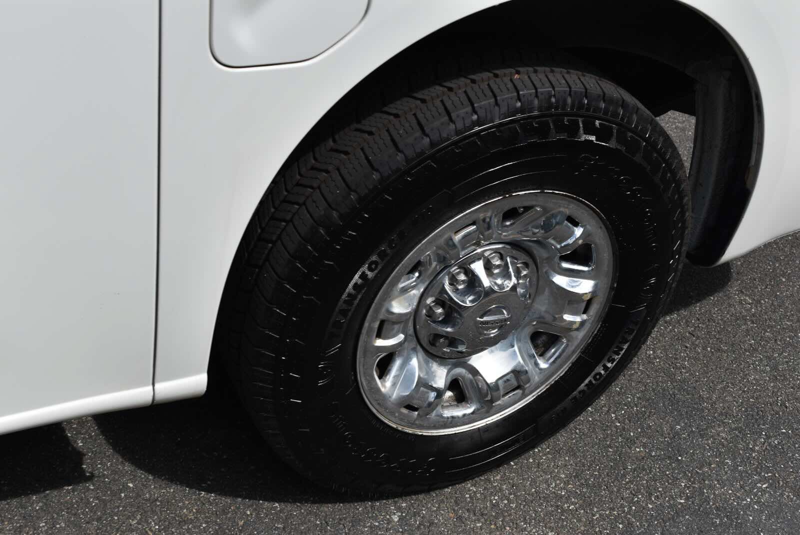 Used 2017 Nissan NV 3500 SL w/ Technology Package RWD image 40