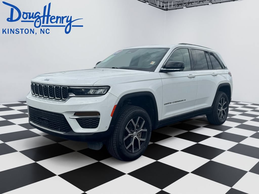Used 2023 Jeep Grand Cherokee Limited w/ Luxury Tech Group II RWD image 1