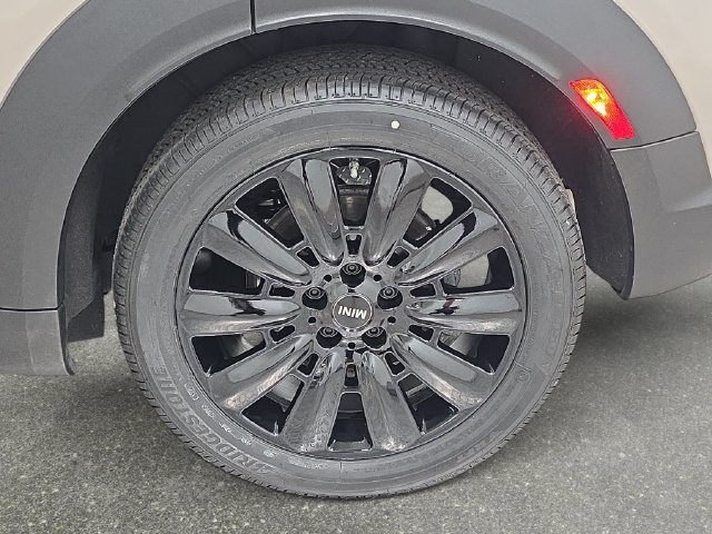 Certified 2024 MINI Cooper Countryman S w/ Premium Package FWD image 30