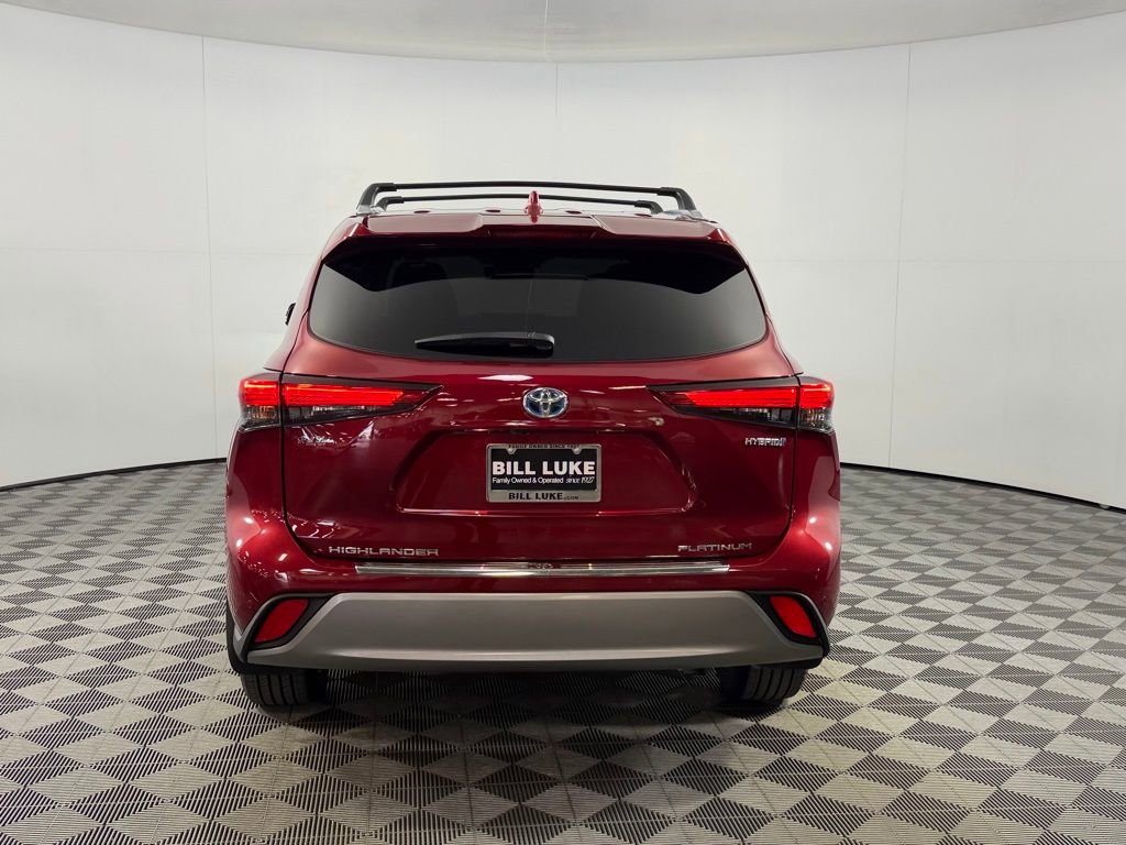 Used 2023 Toyota Highlander Platinum FWD image 8