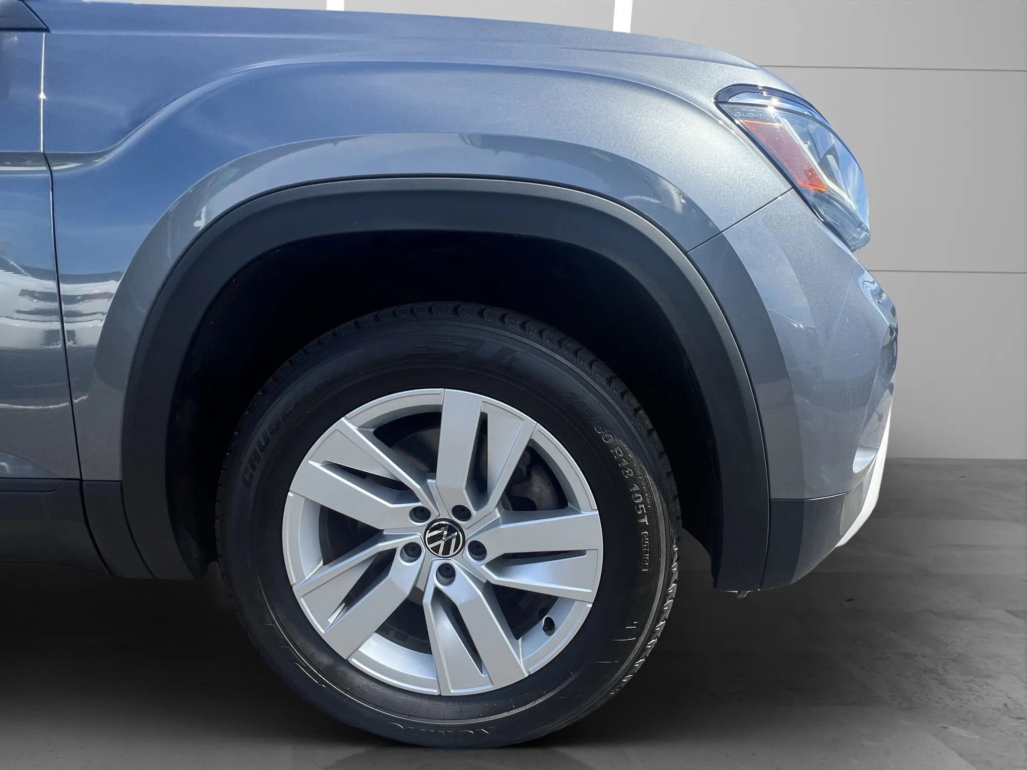 Used 2021 Volkswagen Atlas S image 24