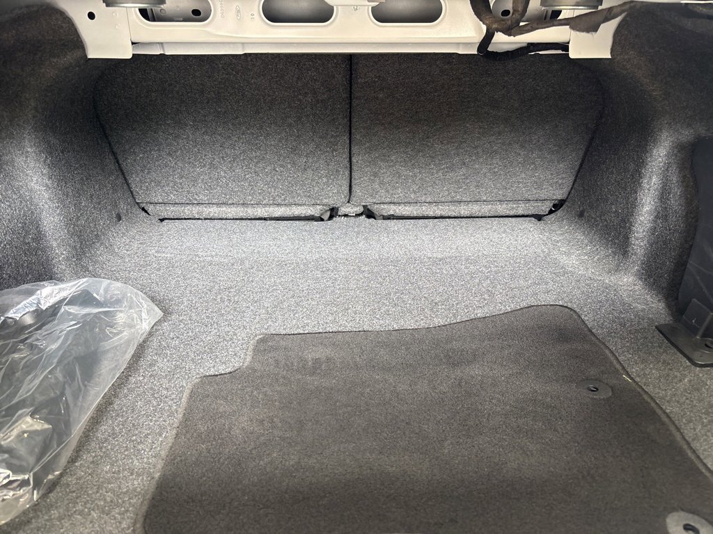 Used 2022 Ford Mustang Shelby GT500 w/ Technology Package image 11