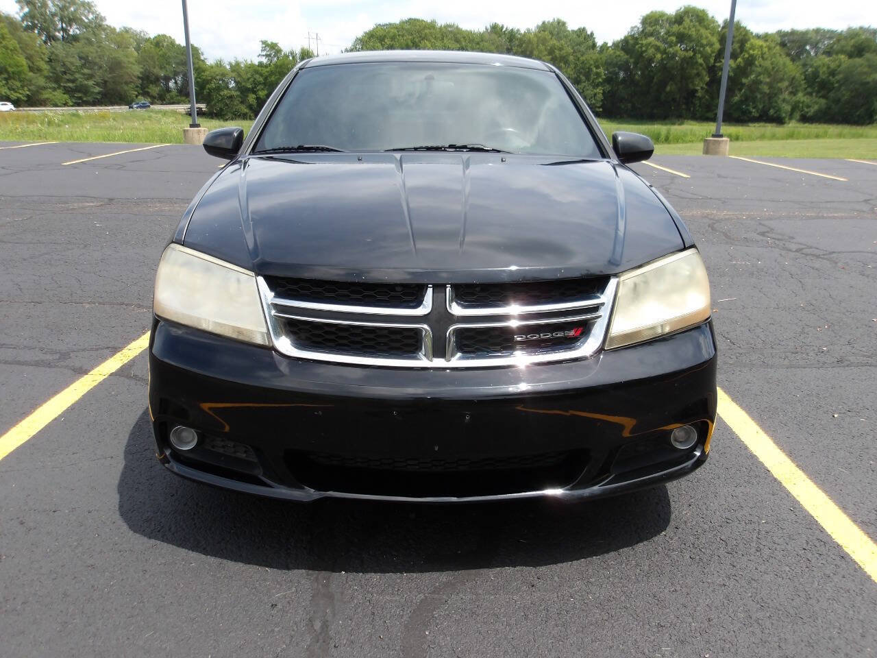 Used 2013 Dodge Avenger SXT FWD image 3