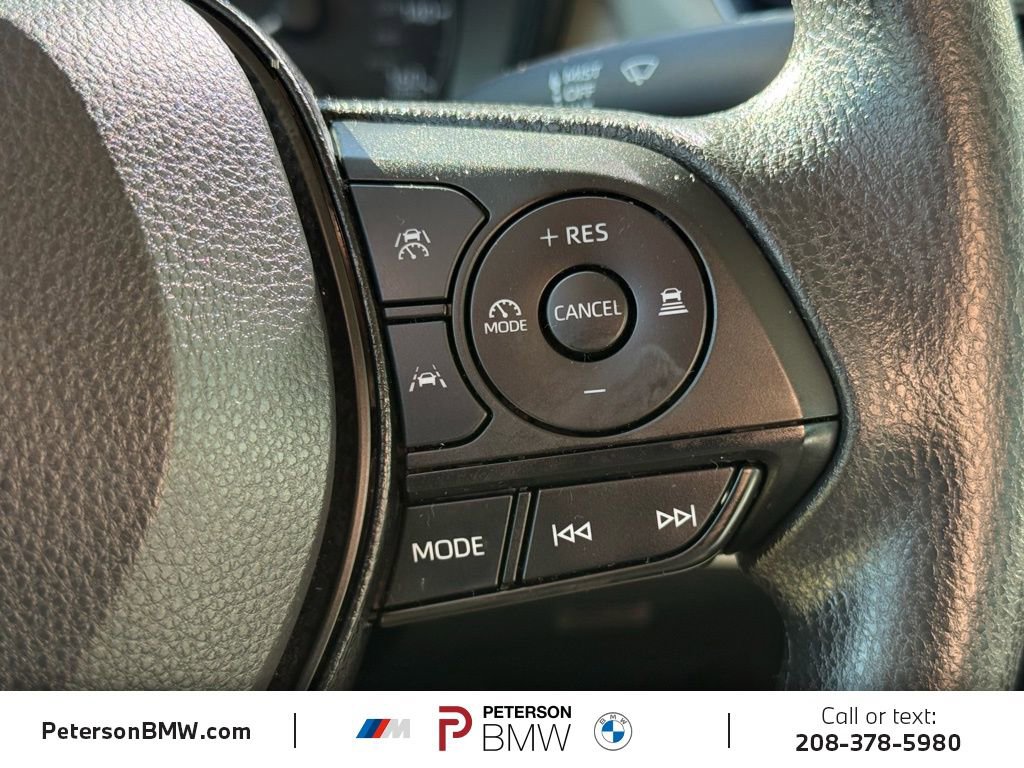 Used 2025 Toyota Corolla LE w/ LE Premium Package image 29