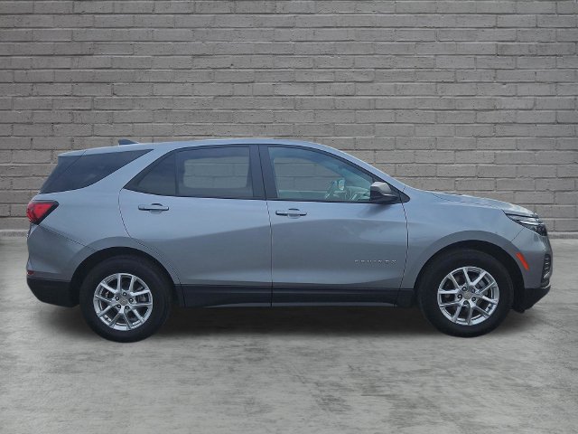 Used 2024 Chevrolet Equinox LS w/ LS Convenience Package FWD image 7
