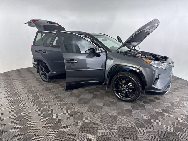 Used 2019 Toyota RAV4 XSE image 17
