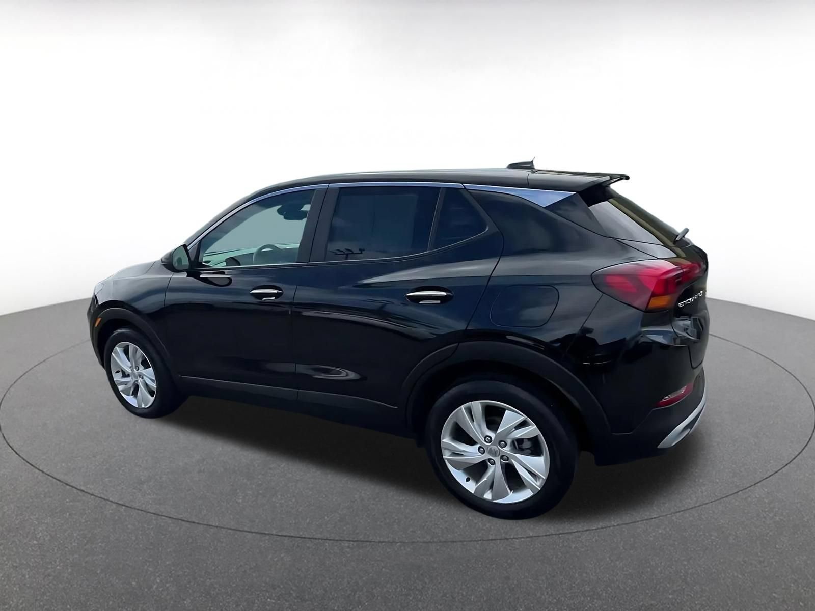 Used 2025 Buick Encore GX Preferred FWD image 9