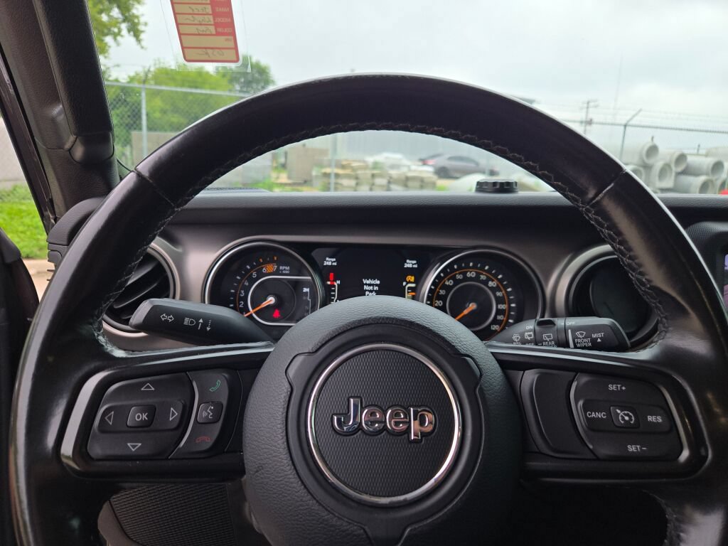 Used 2020 Jeep Wrangler Sport AWD/4WD image 23