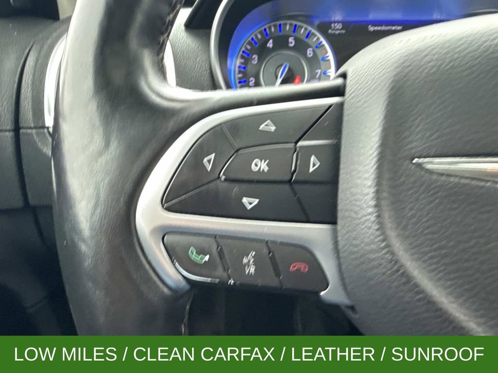 Used 2016 Chrysler 300 C image 30