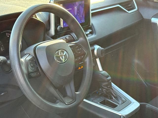 Used 2024 Toyota RAV4 LE image 18