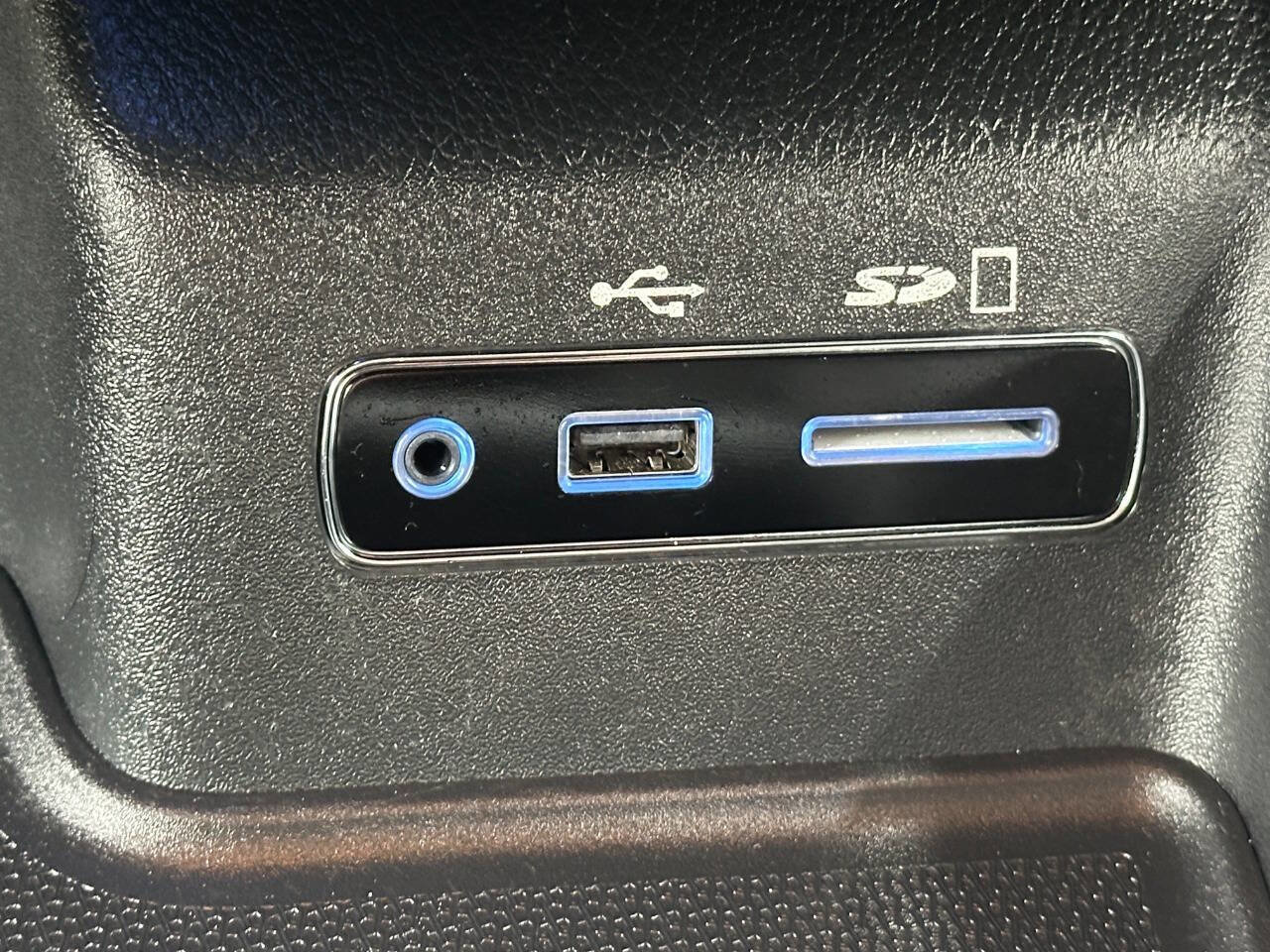 Used 2016 Dodge Durango Limited w/ Nav & Power Liftgate Group image 59