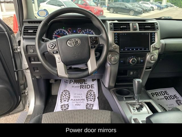 Used 2017 Toyota 4Runner SR5 RWD image 8