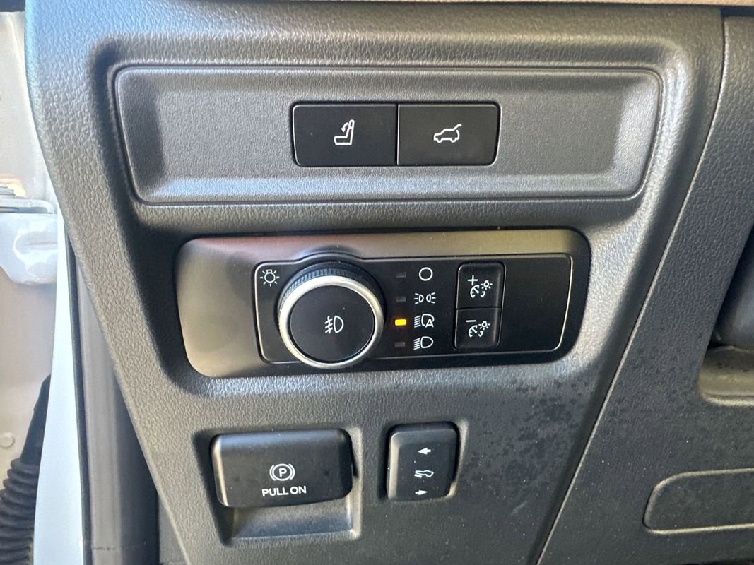 Used 2024 Ford Expedition Max Limited image 34