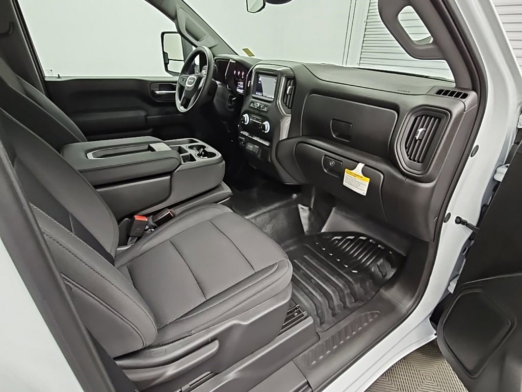 New 2025 GMC Sierra 3500 Pro image 27