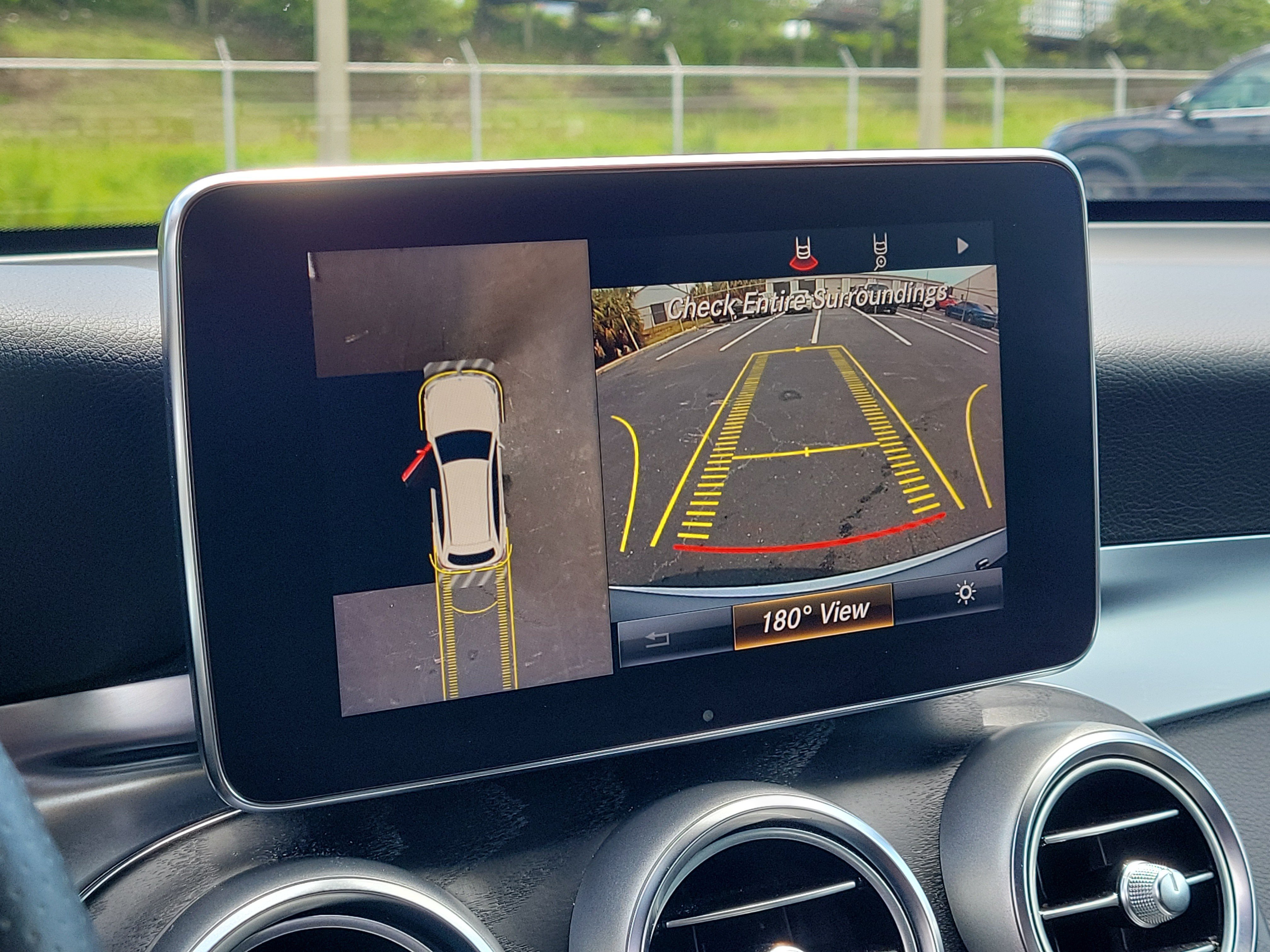 Used 2018 Mercedes-Benz GLC 300 image 24