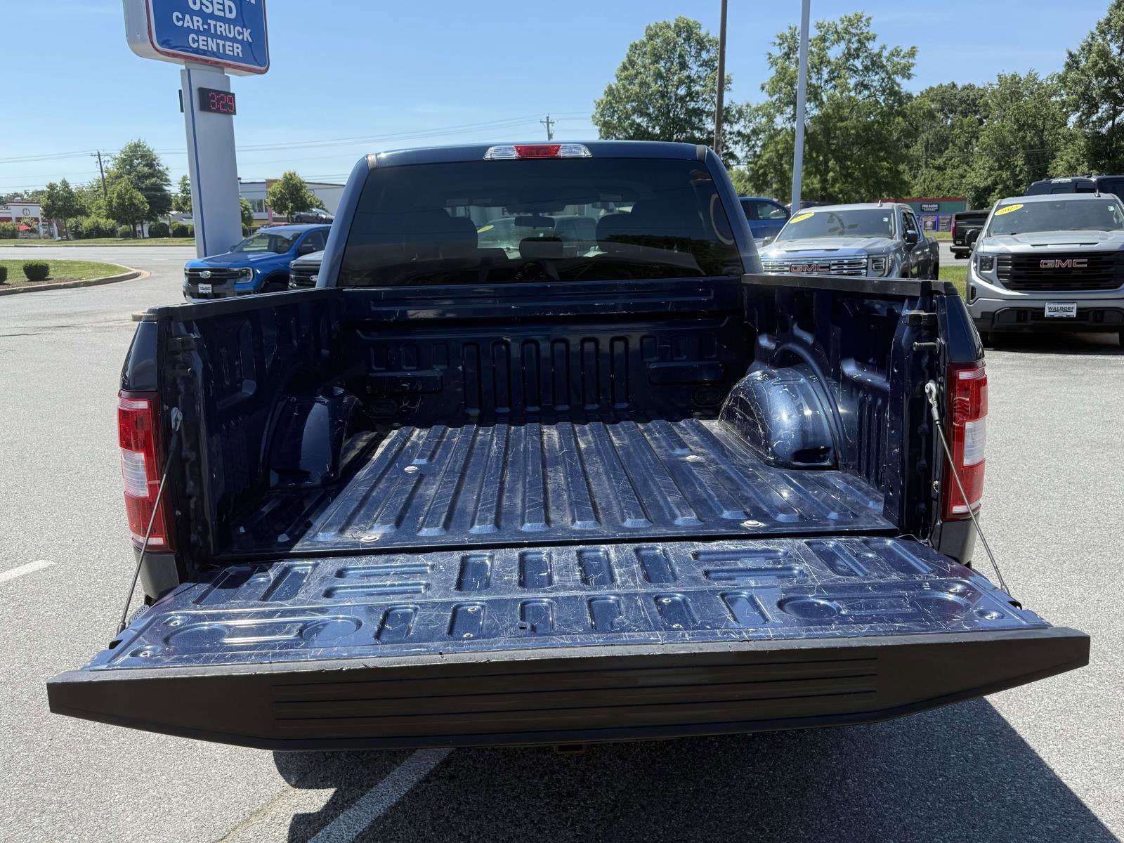 Used 2020 Ford F150 XLT w/ Trailer Tow Package AWD/4WD image 28