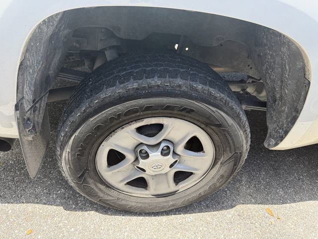Used 2018 Toyota Tundra SR5 w/ SR5 Upgrade Package RWD image 9