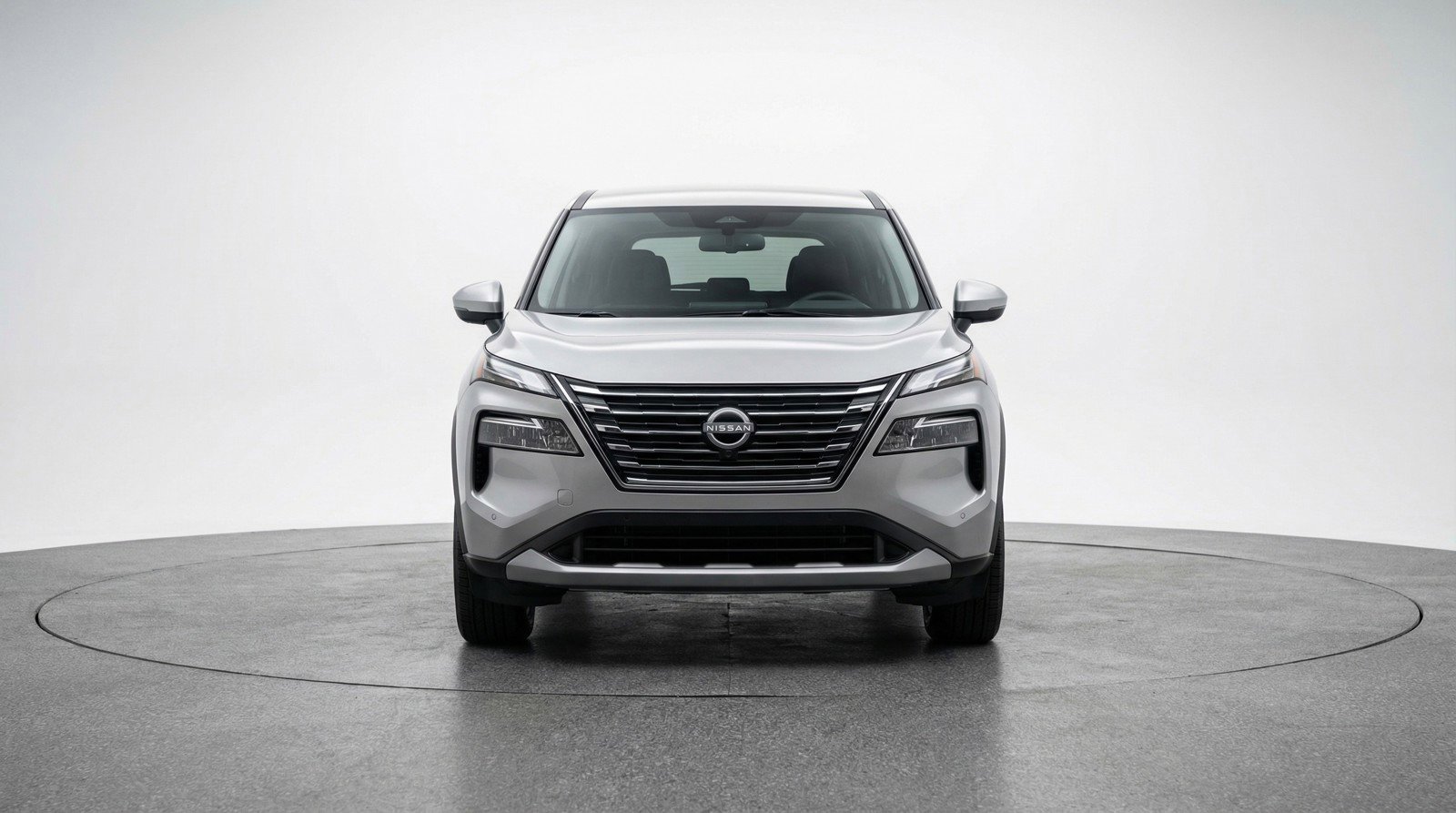 Used 2025 Nissan Rogue SV image 2