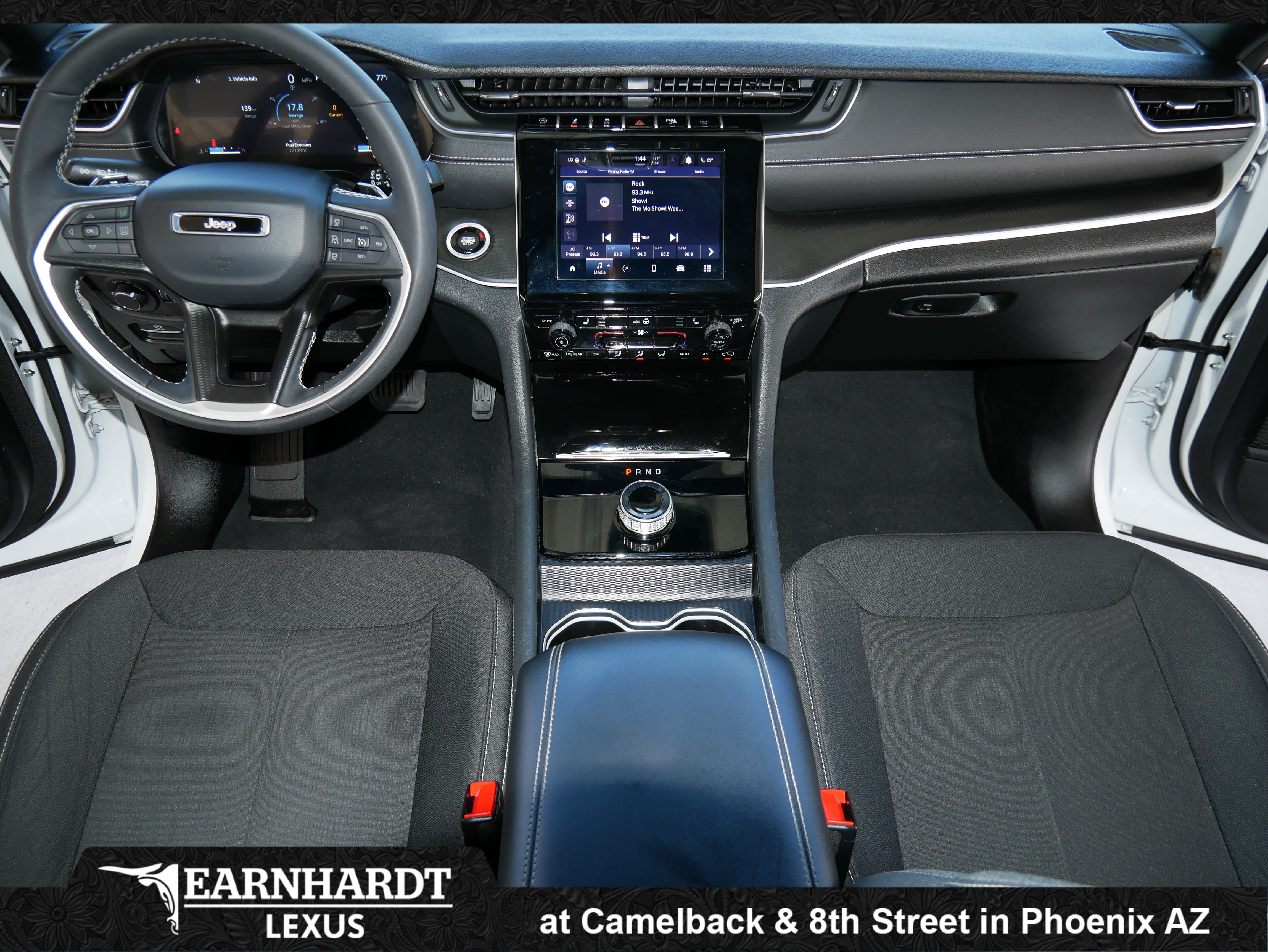 Used 2025 Jeep Grand Cherokee L Laredo RWD image 32