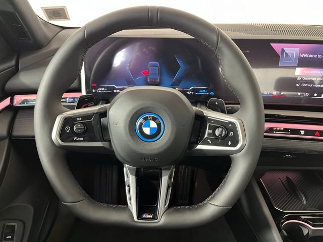 Used 2026 BMW 550e xDrive AWD/4WD image 12