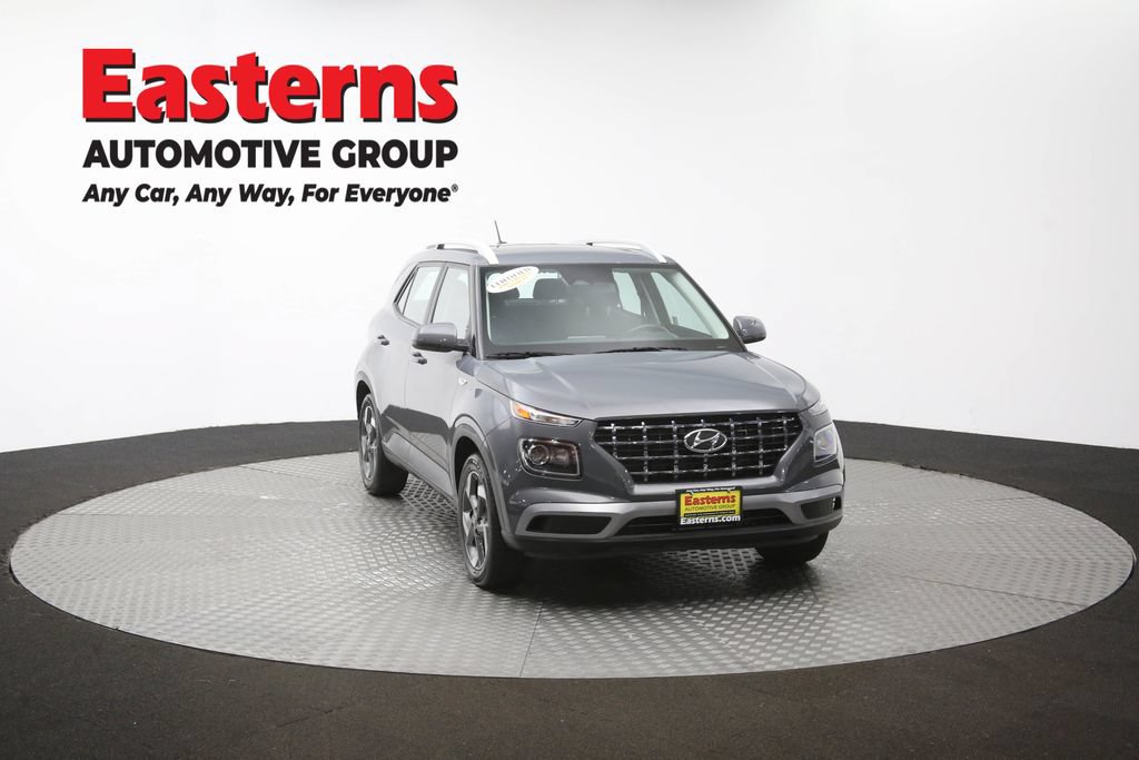 Used 2025 Hyundai Venue SEL FWD image 50