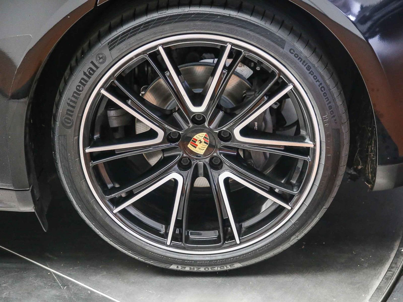 Certified 2018 Porsche Panamera RWD image 15