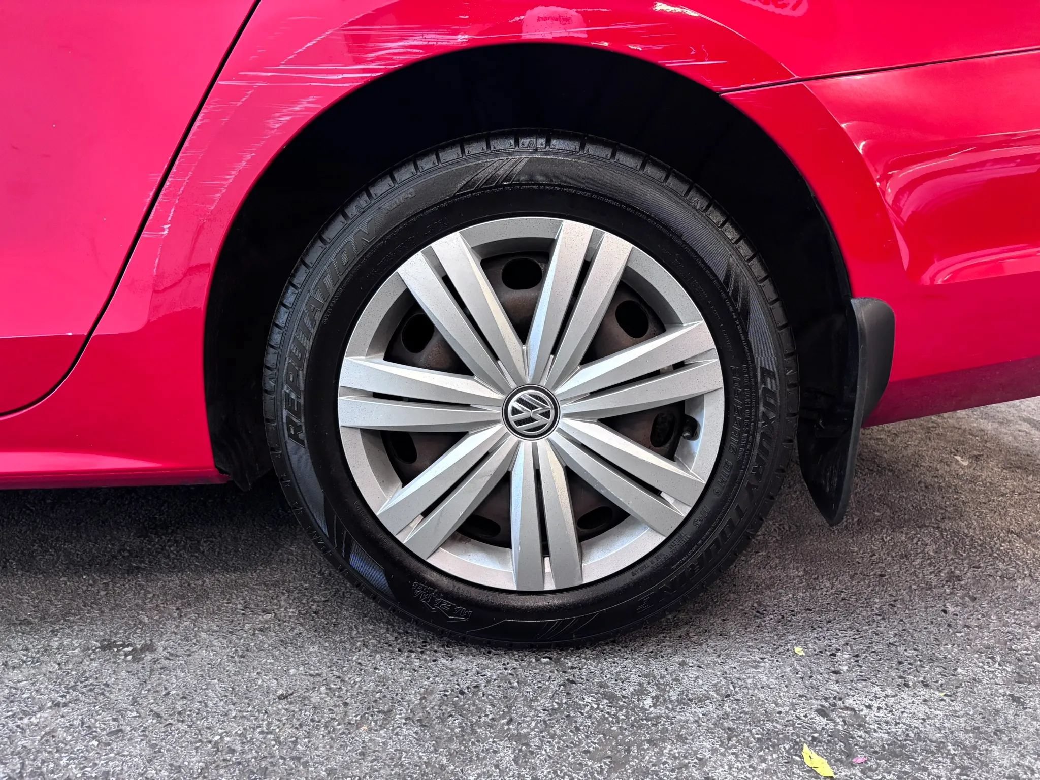 Used 2015 Volkswagen Jetta TDI S FWD image 6