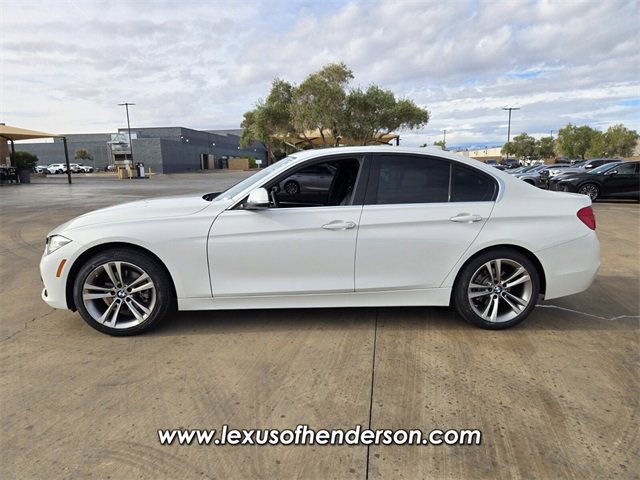 Used 2018 BMW 330i Sedan w/ Convenience Package image 3