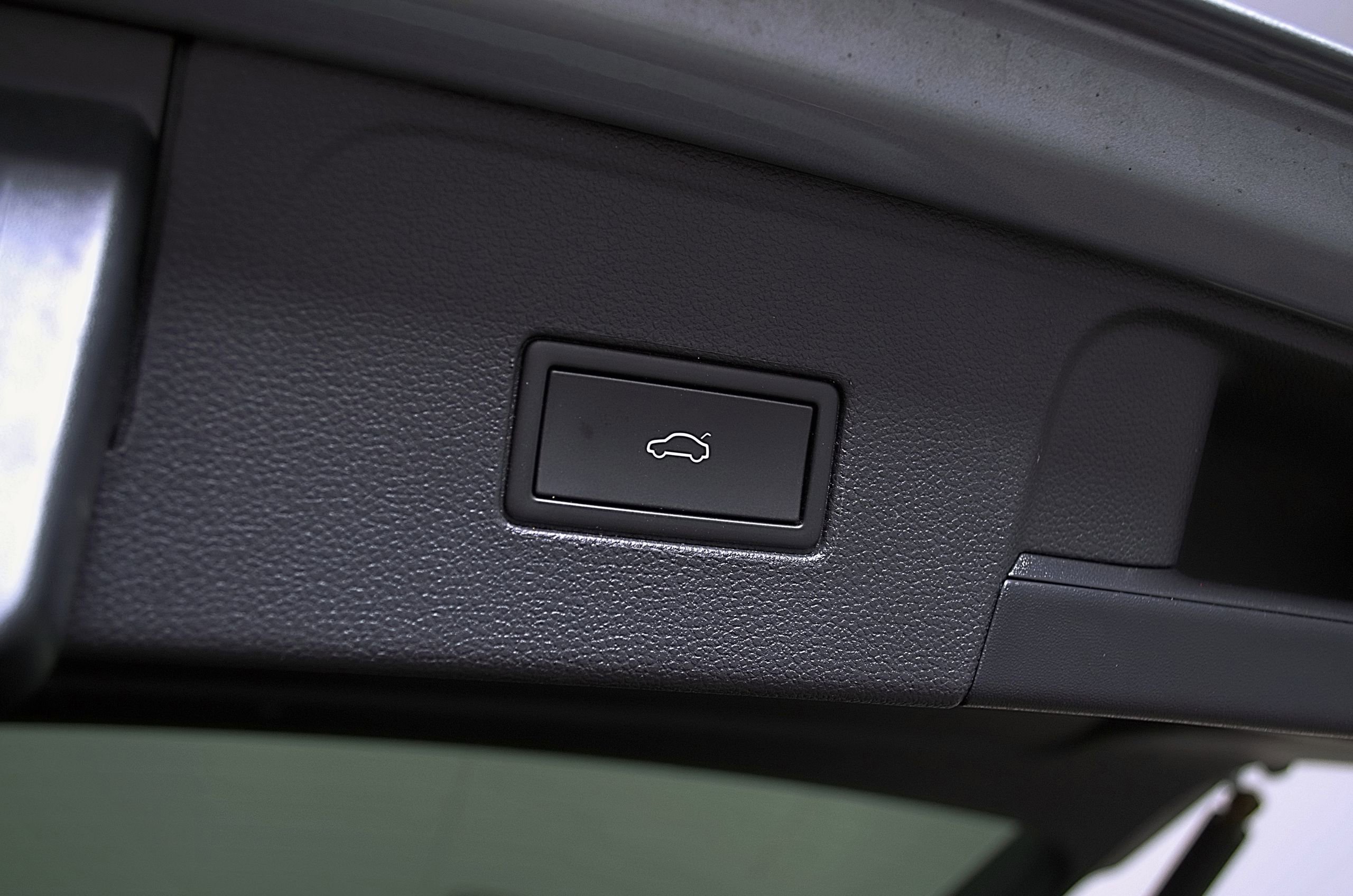 Used 2022 Volkswagen Atlas SE image 12