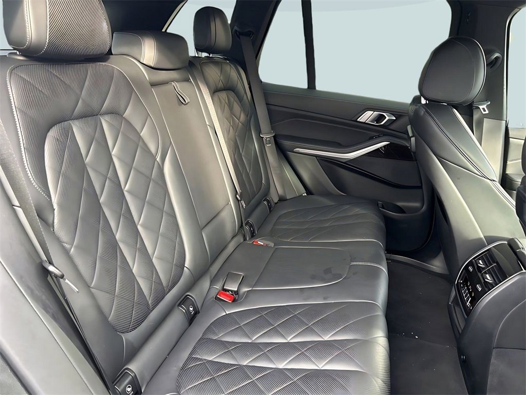 Used 2023 BMW X5 xDrive40i image 12