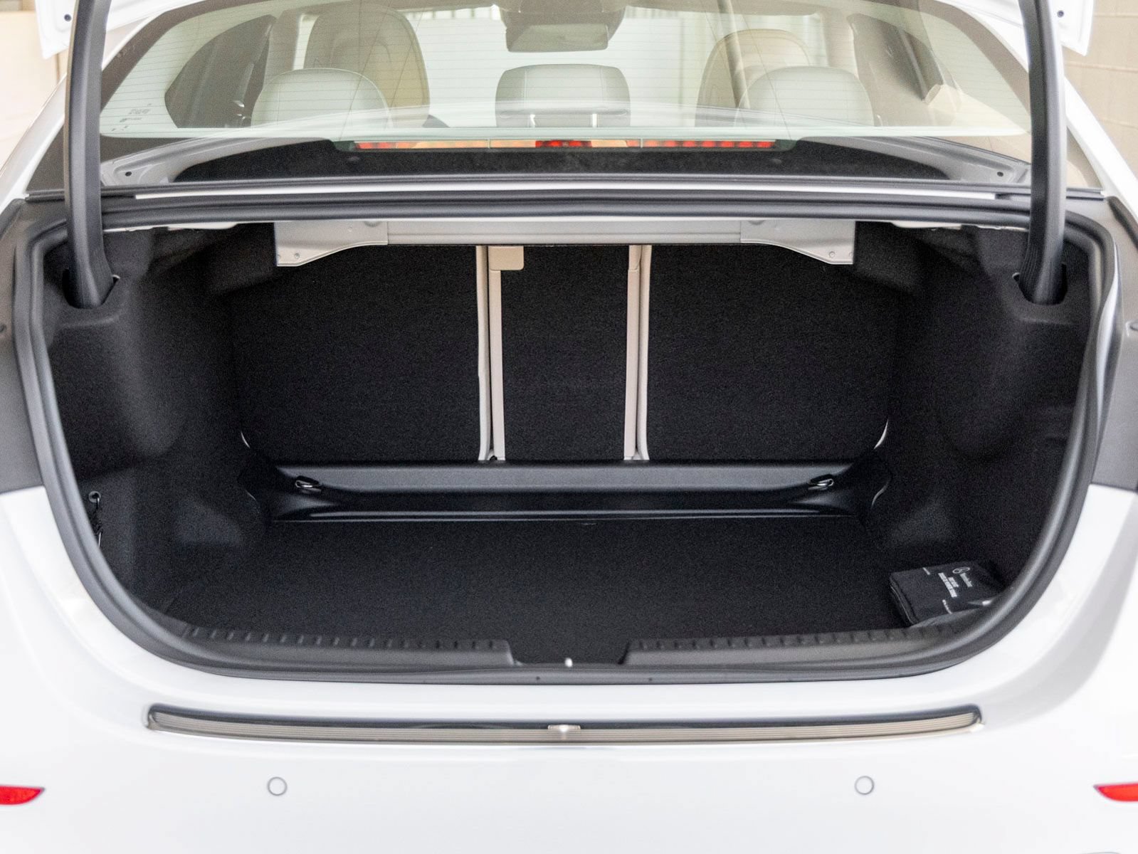 New 2027 Mercedes-Benz E 350 Sedan image 21