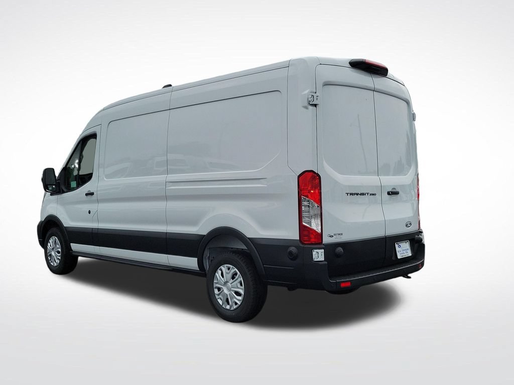 New 2026 Ford Transit 250 148 Medium Roof w/ Load Area Protection Package RWD image 8