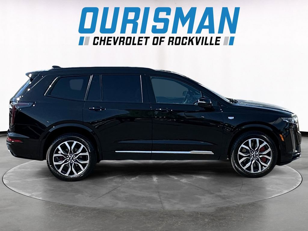Used 2025 Cadillac XT6 Sport w/ Technology Package AWD/4WD image 7