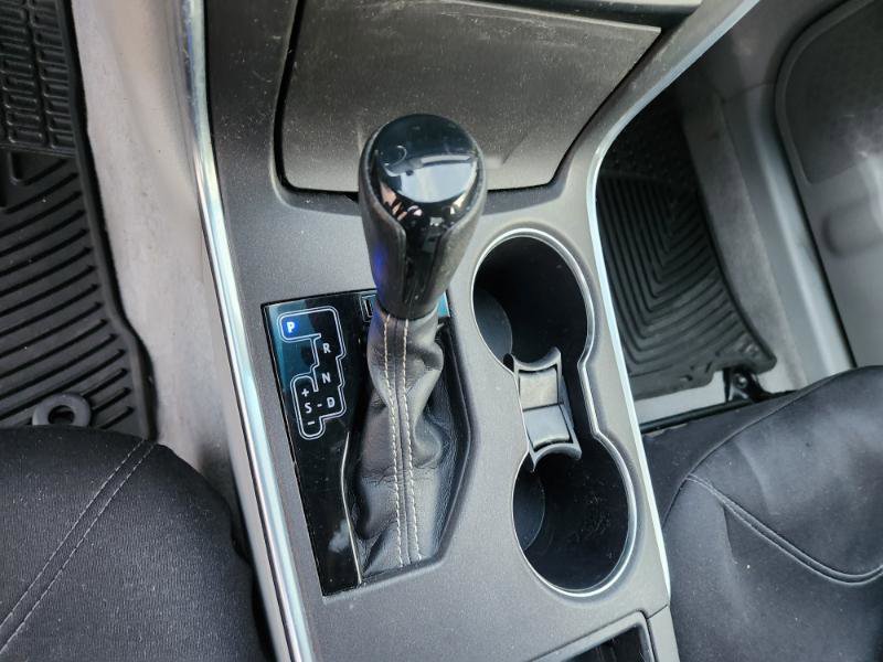 Used 2015 Toyota Camry LE image 43