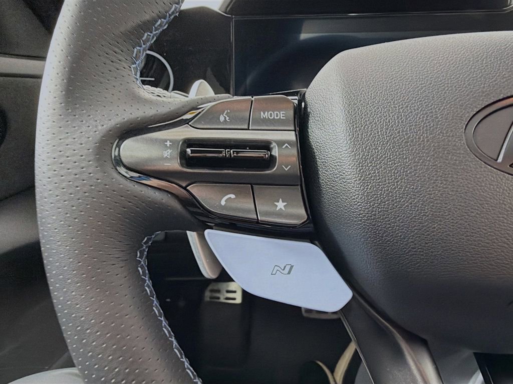 Used 2024 Hyundai Elantra N image 11