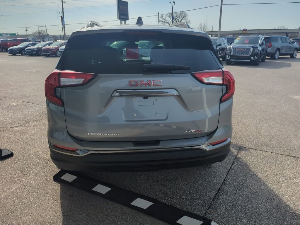 Used 2024 GMC Terrain AT4 w/ Tech Package image 4