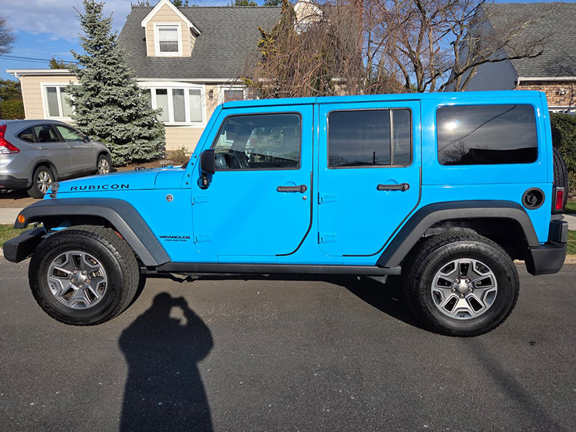 Used 2017 Jeep Wrangler Unlimited Rubicon AWD/4WD image 6