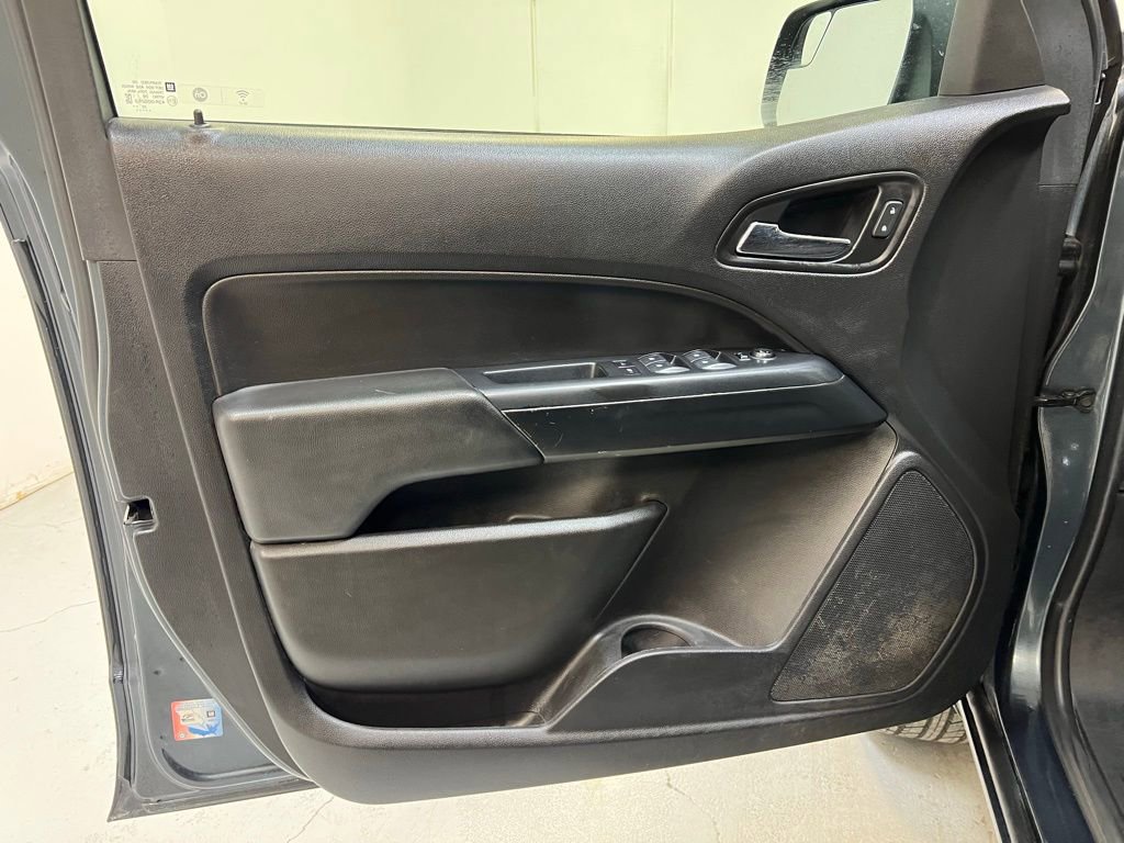 Used 2020 Chevrolet Colorado LT w/ LT Convenience Package image 13