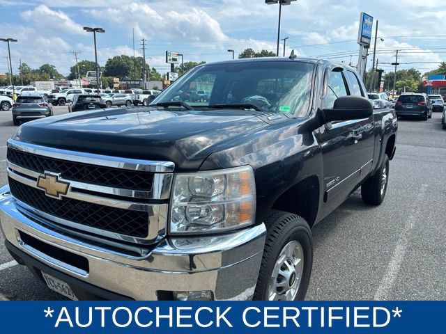Used 2011 Chevrolet Silverado 2500 LT w/ Interior Plus Package AWD/4WD image 2