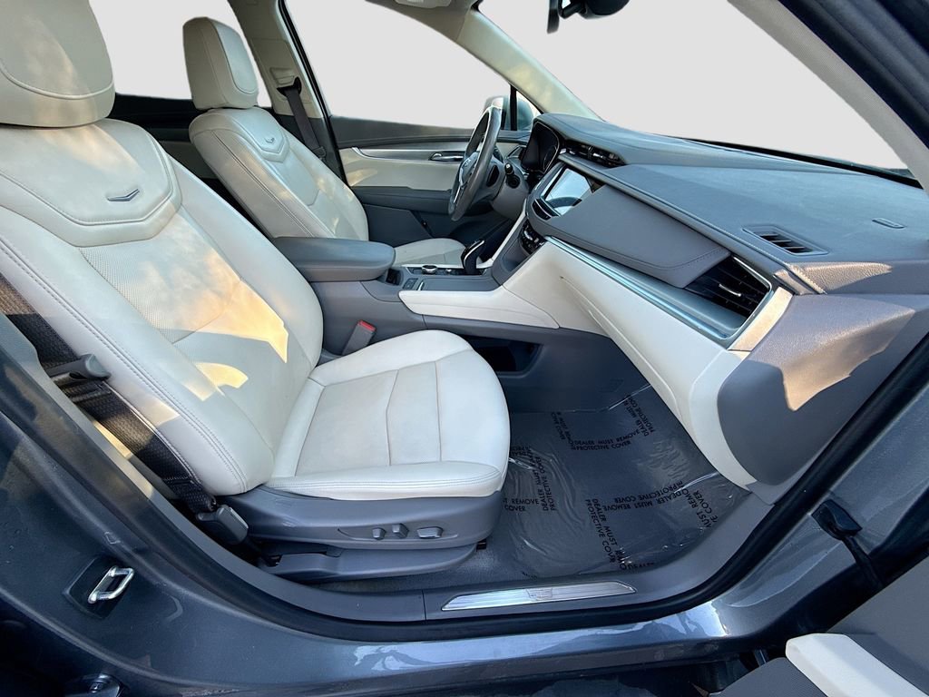Used 2022 Cadillac XT5 Premium Luxury image 14