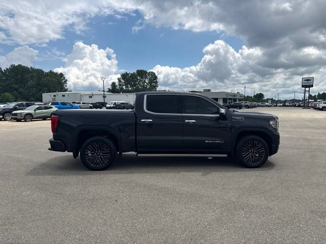 Used 2022 GMC Sierra 1500 Denali Ultimate AWD/4WD image 9