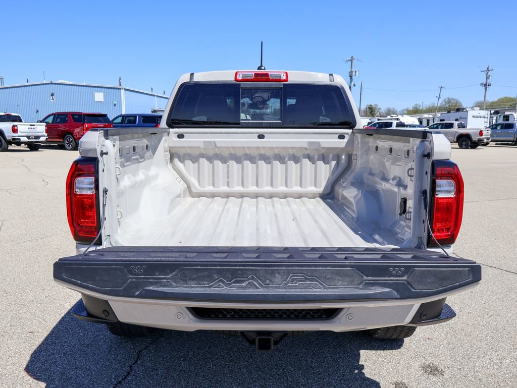 New 2026 GMC Canyon AT4 image 5