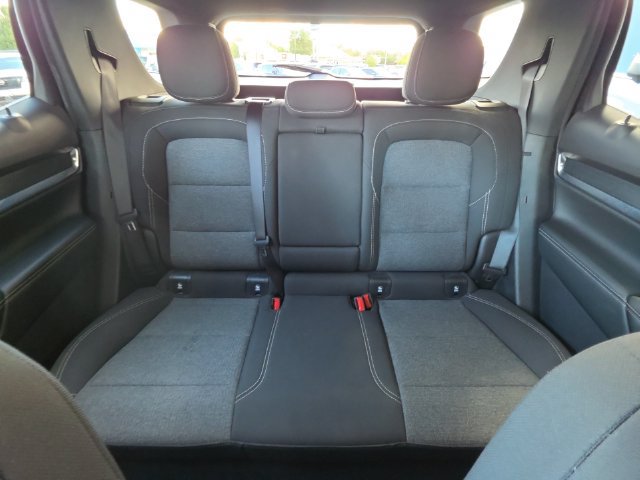Used 2025 GMC Terrain Elevation AWD/4WD image 27