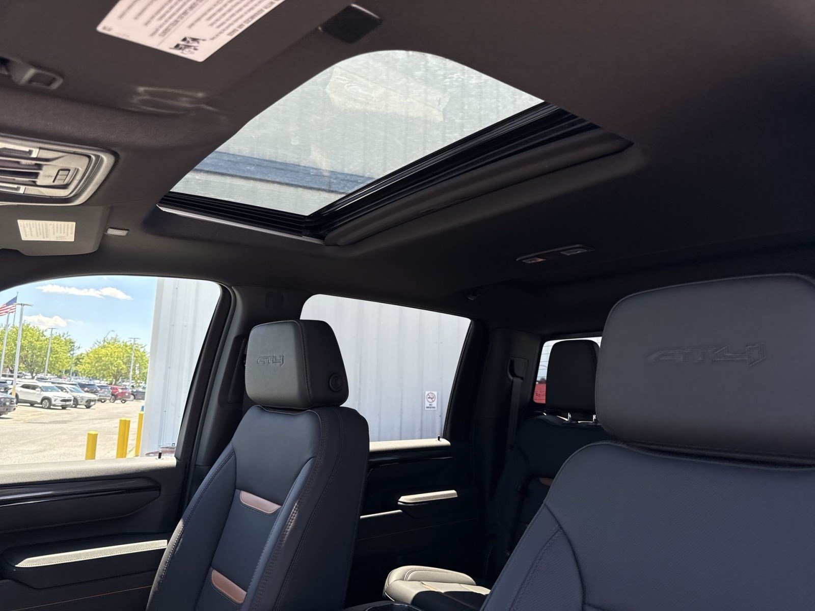 New 2026 GMC Sierra 3500 AT4 w/ AT4 Premium Plus Package AWD/4WD image 20