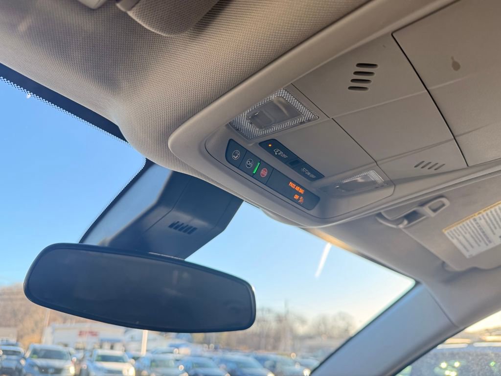 Used 2024 Chevrolet Equinox LT image 34