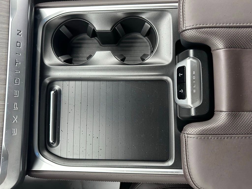 New 2026 Ford Expedition Max Platinum w/ Platinum Ultimate Package image 30