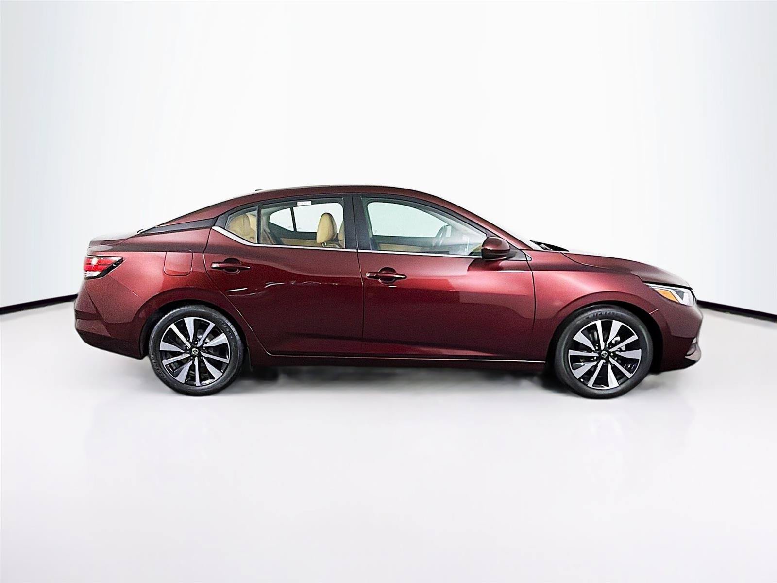 Used 2023 Nissan Sentra SV w/ SV Premium Package FWD image 12