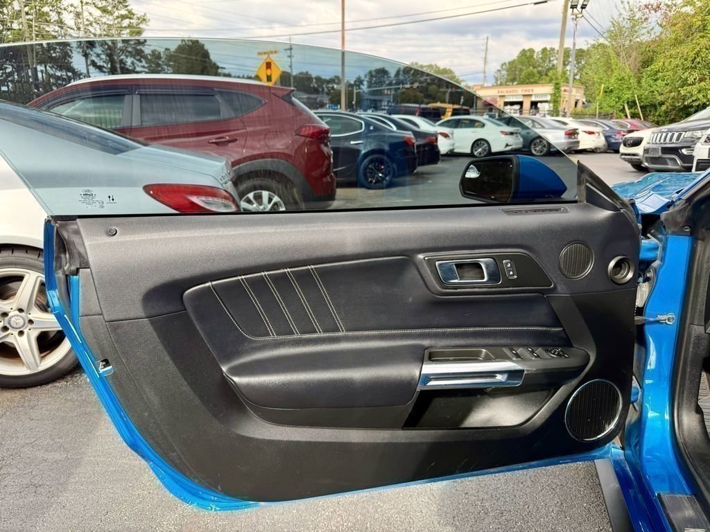 Used 2020 Ford Mustang Premium image 18